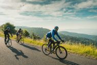 Fahrradfahrer auf Bergstraße